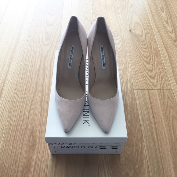 Manolo Blahnik Shoes - Manolo Blahnik Suede BB 105 Light Pink Pumps